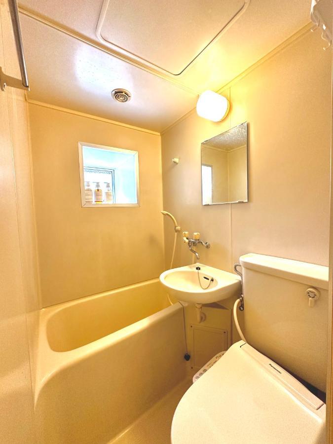 Apartment 上野レトロ花 2-4人和風寝室 山手線3分 上野浅草銀座近い 御徒町駅3分 アメ横3分 上野駅10分 上野広小路駅3分 湯島駅2分 空港直接 *